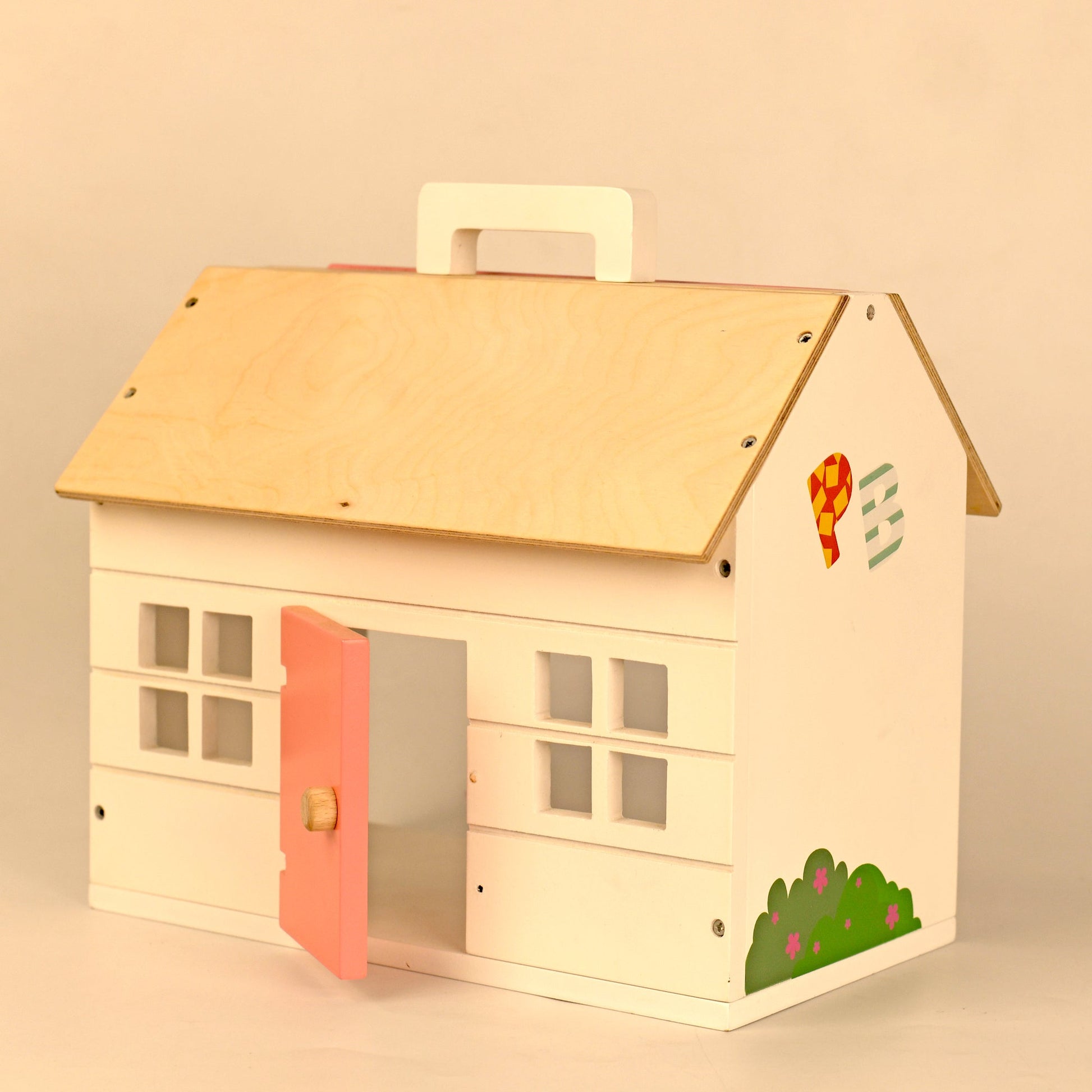 Pop’s Pool Side Villa - Mini doll house - Libral Traders