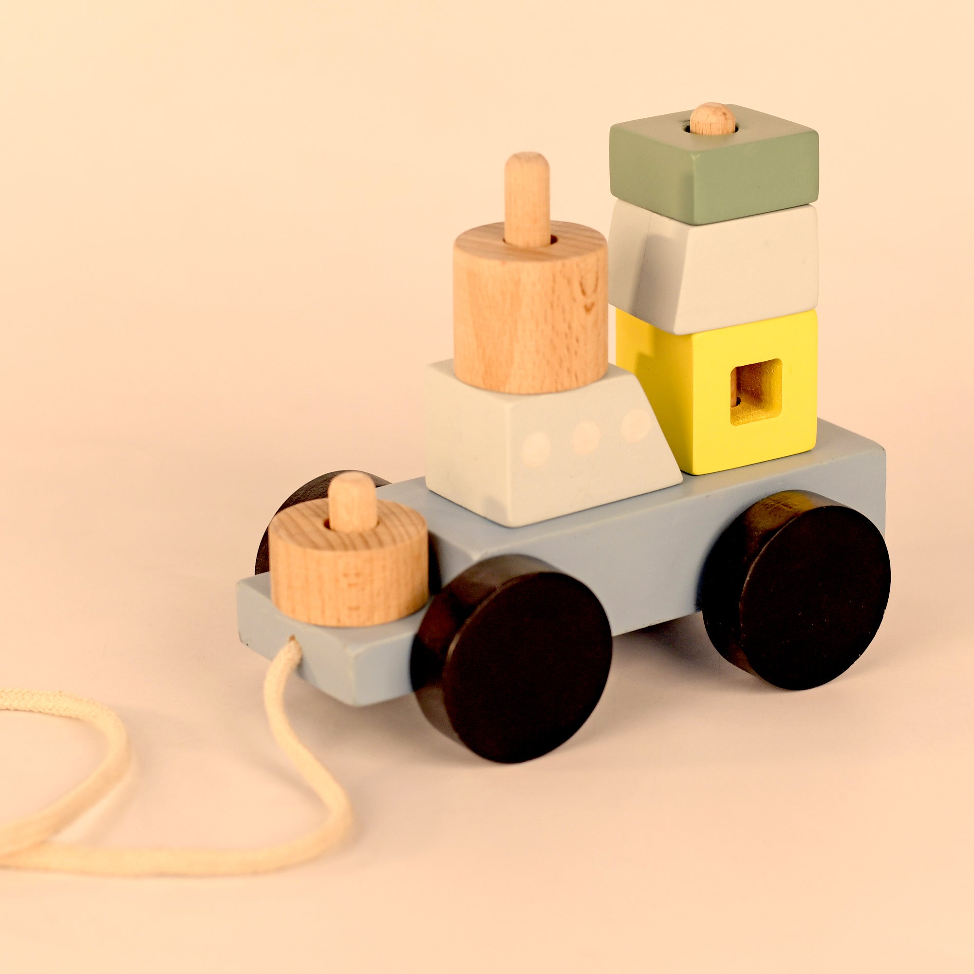Ship pull toy - Libral Traders