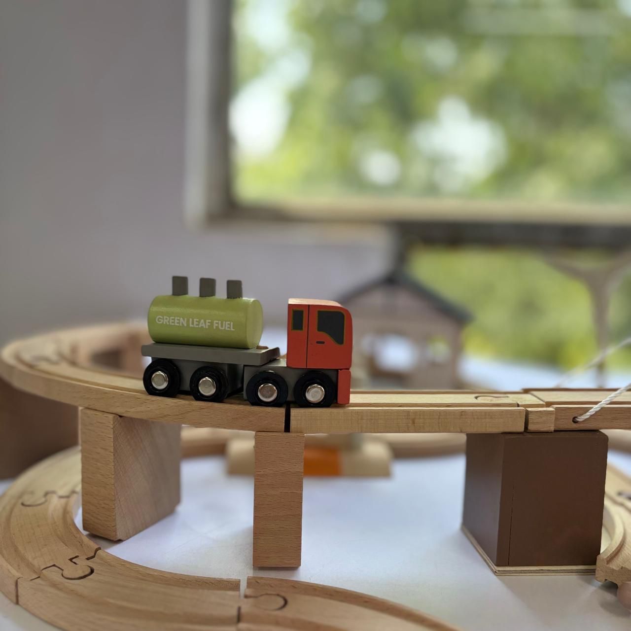 Ship & Station - Libral Traders