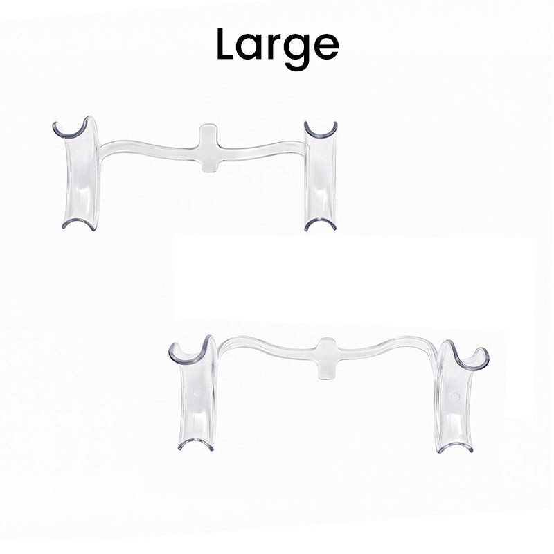 Captain Orthodontics Cheek and Tongue Retractor M Type used for dental procedures, showing the clear, sturdy cheek retractor in a clinical setting.