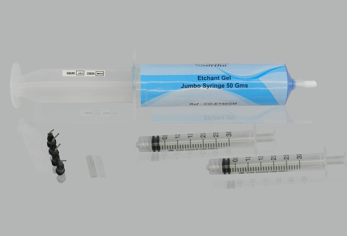 Captain Orthodontics Captain Etchant Gel Syringe with tips, 50g, showing the syringe filled with etchant gel and two empty syringes
