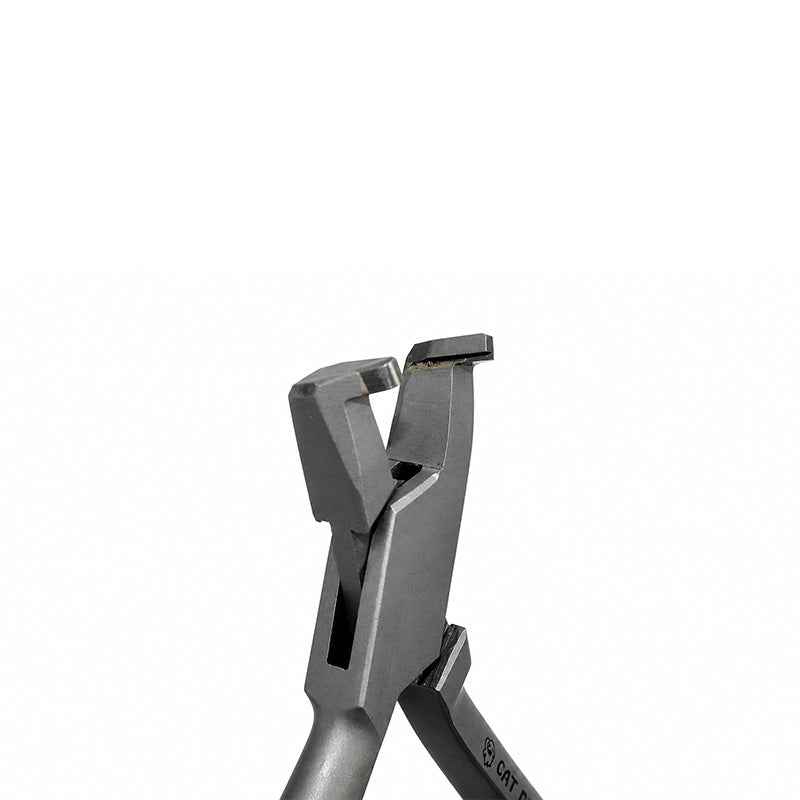 CAT Instruments distal end cutter with safety hold and slim design, featuring sharp blades for precise cutting.