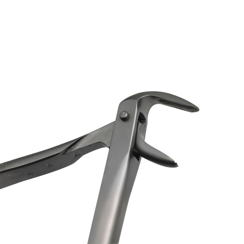 CAT Instruments lower premolar extraction forceps for adult cats, designed for safe and precise dental extractions.
