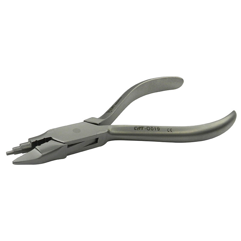 CAT Instruments Young Style Plier for wire forming, showing the ergonomic handle and precision jaw design for crafting wires.