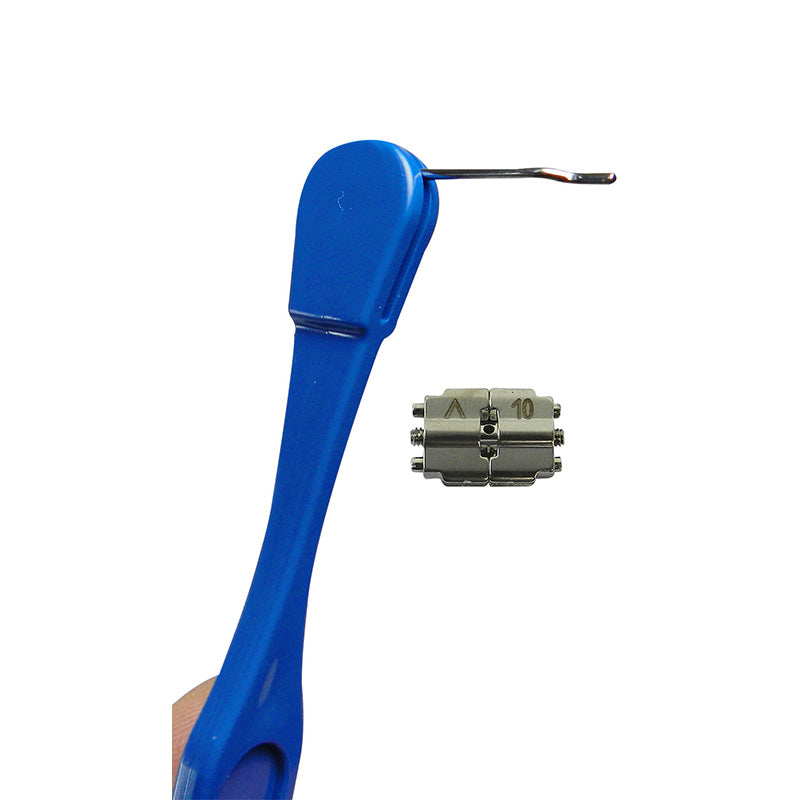 Dentaurum Hyrax rapid palatal expansion screw for orthodontic expansion, without retention legs, shown in a close-up image.