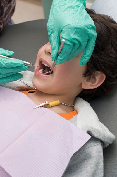 Euronda Monoart Premium Towels Up apron and patient bibs set, disposable tray paper and cover for dental or medical use.
