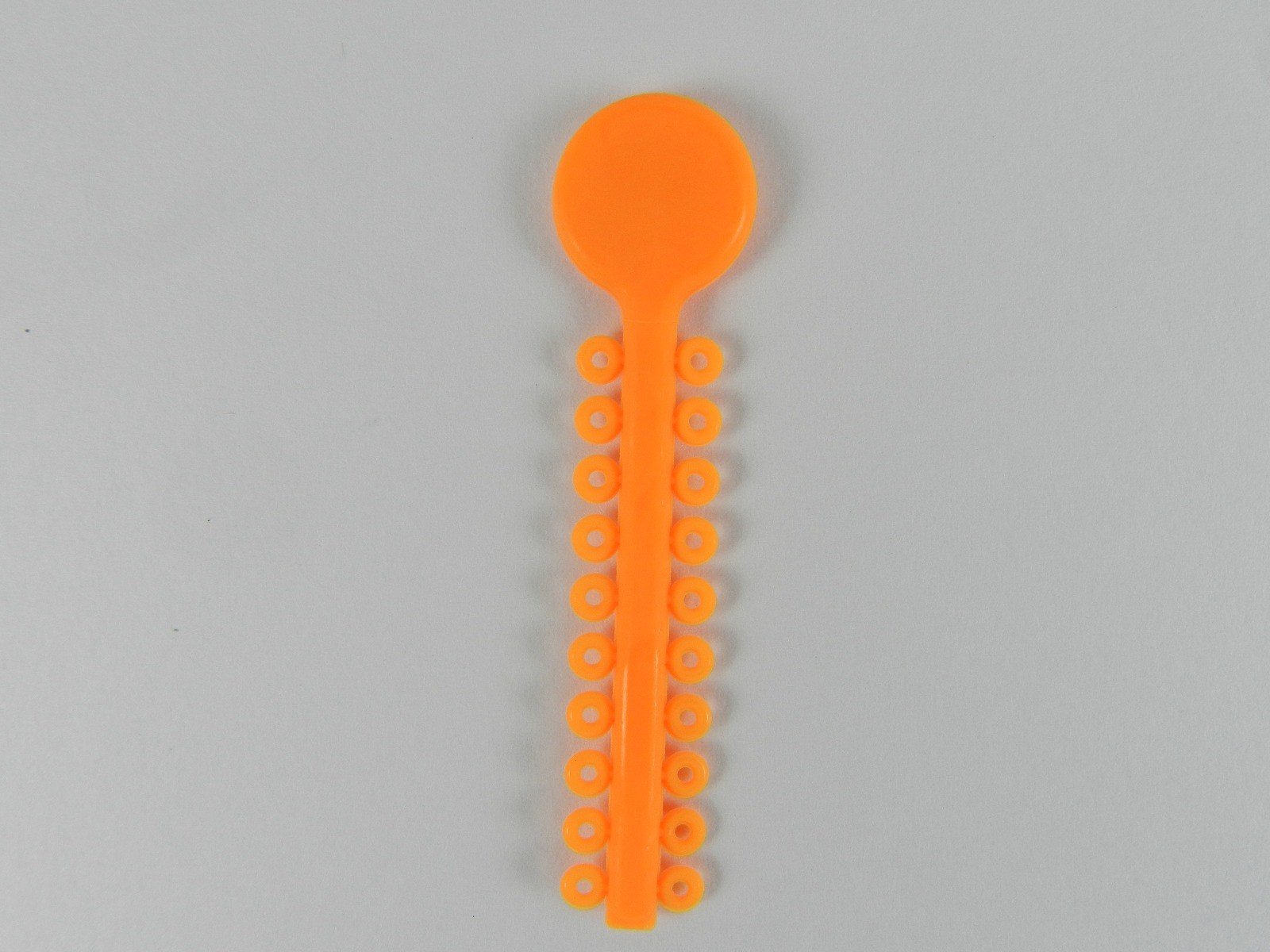 G&H Ortho G&H Select Elastomeric Ligature Ties in white, a pack of 1000 orthodontic ligature ties for dental use