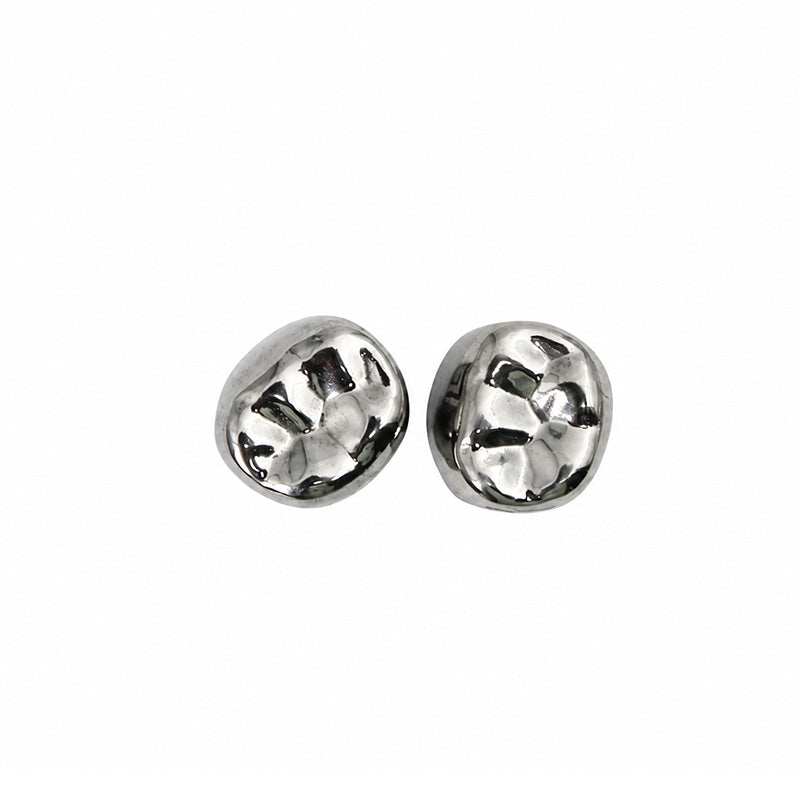 LD Dental Disposables stainless steel crown for adult and pedo dentistry, shown in a dental procedure image.
