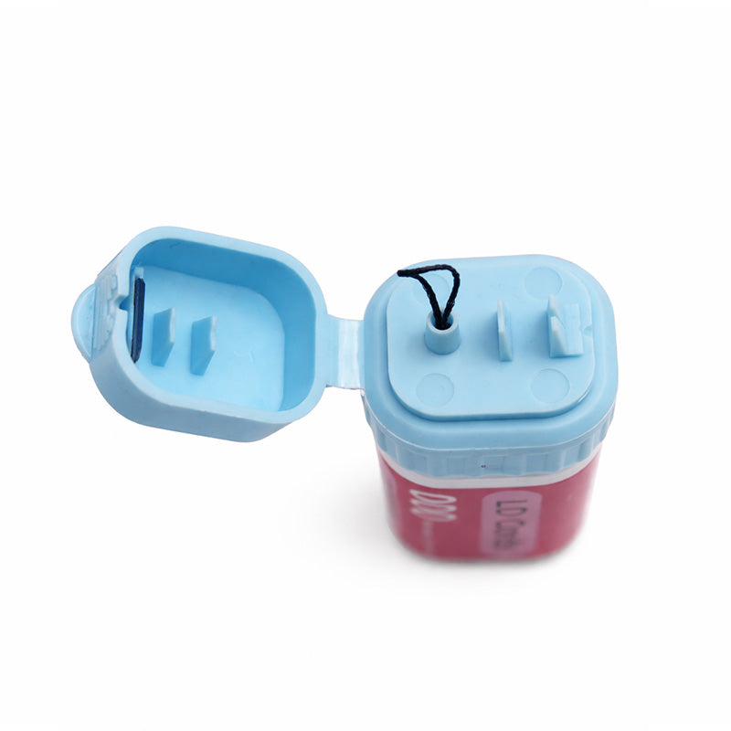LD Dental Disposables knitted retraction cords with aluminium sulfate, black, 100-inch dental retraction cords laid out on a surface.