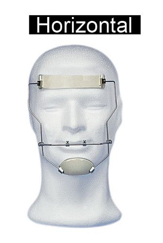 Leone S.p.a Delaire beige facemask, soft fabric with adjustable ear loops, designed for comfortable face coverage.