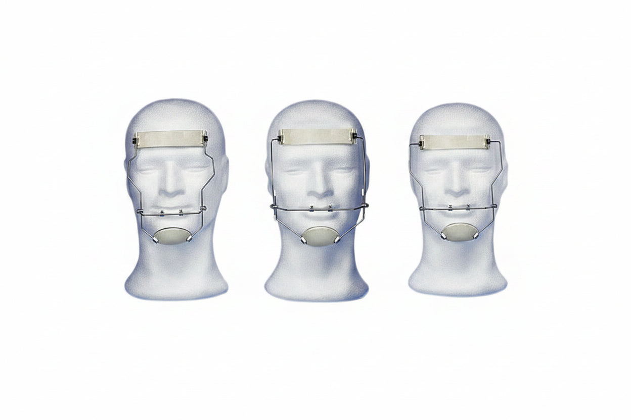 Leone S.p.a Delaire beige face mask, soft fabric with secure ear loops, designed for comfortable wear and protection.