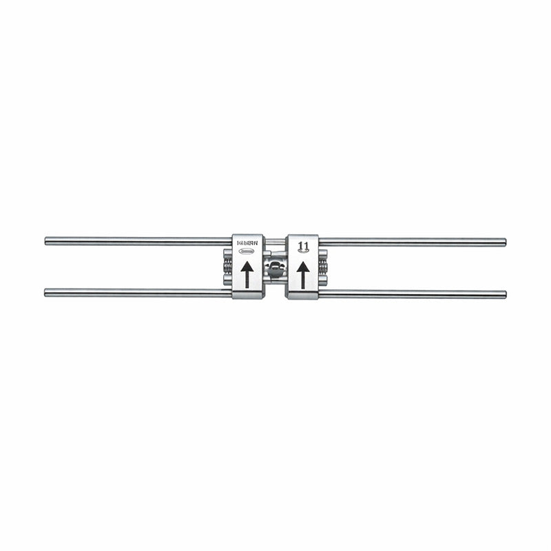 Leone Hyrex Rapid Expander Screw, 8mm, orthodontic rapid expander device from Leone s.p.a, shown in close-up image.