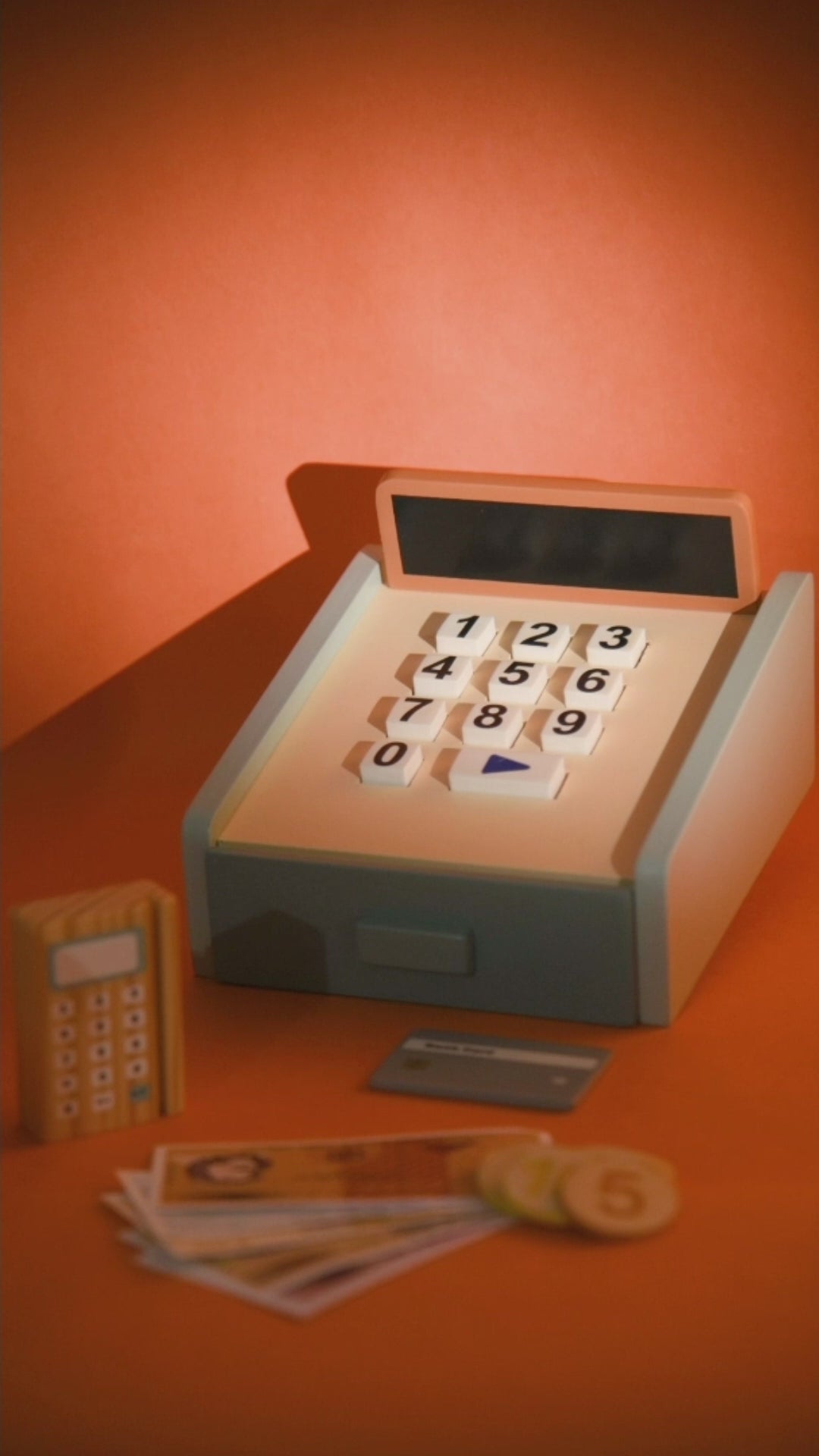 Load video: Funny Money - Cashier