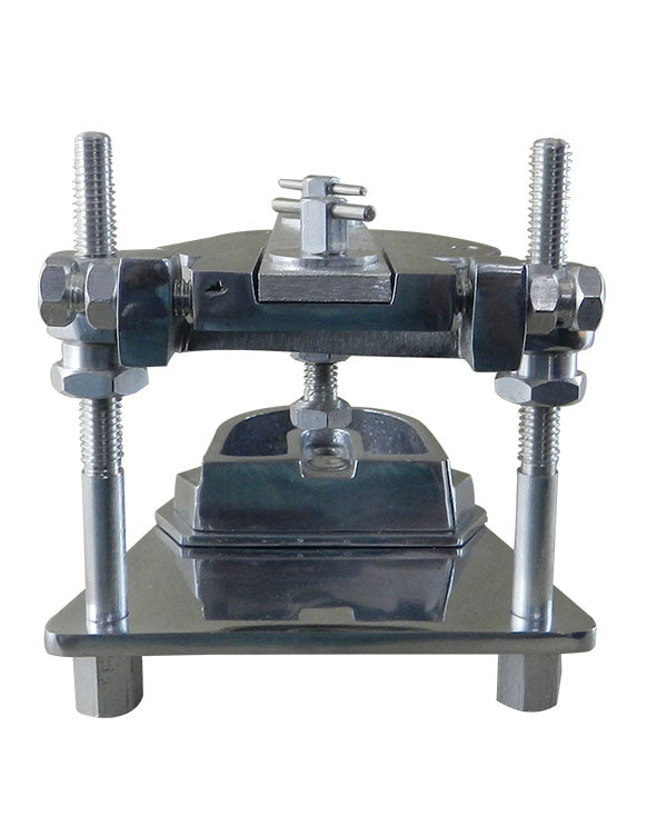 Rabbit Force RF Orthodontic Typodont Articulator with accessories, showing detailed dental model setup for orthodontic training.