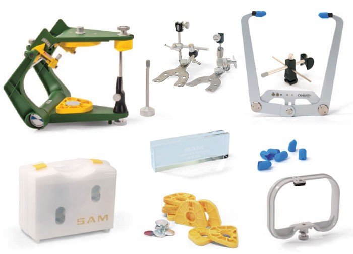 SAM SE starter kit AX articulator with clamp and flat incisal table, used for dental model mounting and analysis.