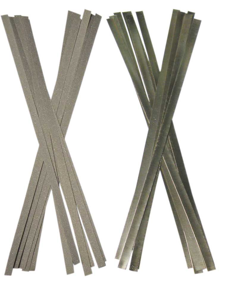 Strauss & Co metal IPR abrasive strips in S-S 4x150mm, fine grit, designed for precise dental burs and IPR procedures.