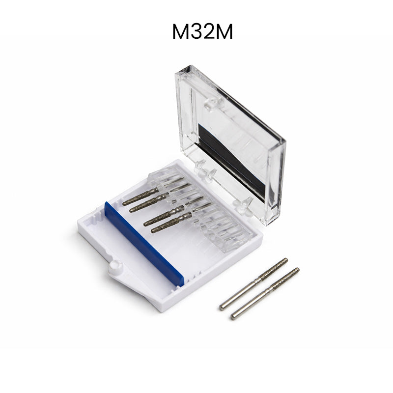 Strauss & Co FG Diamond Burs Round End Taper 016, M32, set of six dental burs with diamond-coated tips for precise grinding.