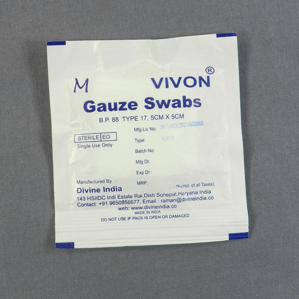Vivon absorbent pre-sterile cotton gauze swabs, 5x5 cm, 12-ply, sterile medical gauze for wound care.